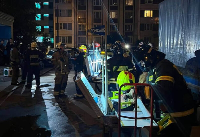 إجلاء أكثر من 200 شخص جراء حريق مبنى في موسكو