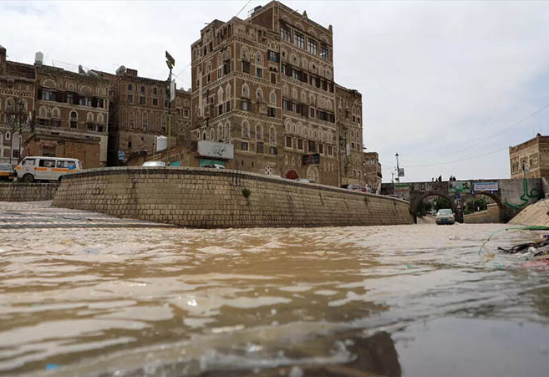 السيول تجتاح العاصمة اليمنية صنعاء
