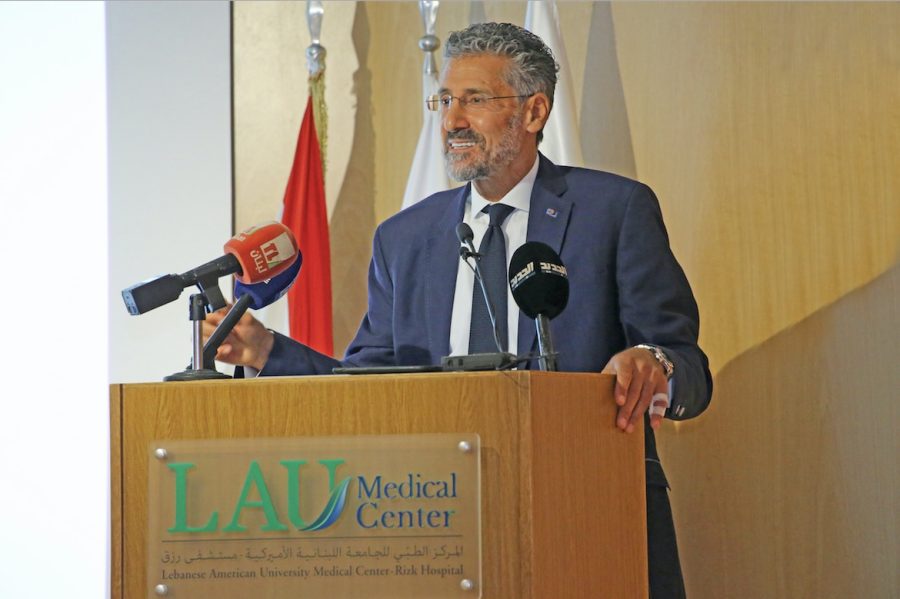 المركز الطبيّ للجامعة اللبنانية الأميركية يتشارك مع جامعة سان جورج لتنظيم مؤتمر صحفيّ ألقاه مكسيم شعي