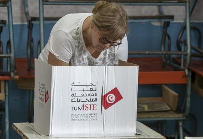 انطلاق التصويت للاستفتاء على الدستور الجديد في تونس