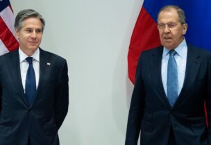 وزير الخارجية الأميركي أنتوني بلينكن ووزير الخارجية الروسي سيرغي لافروف