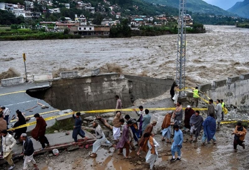 آثار الفيضانات المدمرة على باكستان