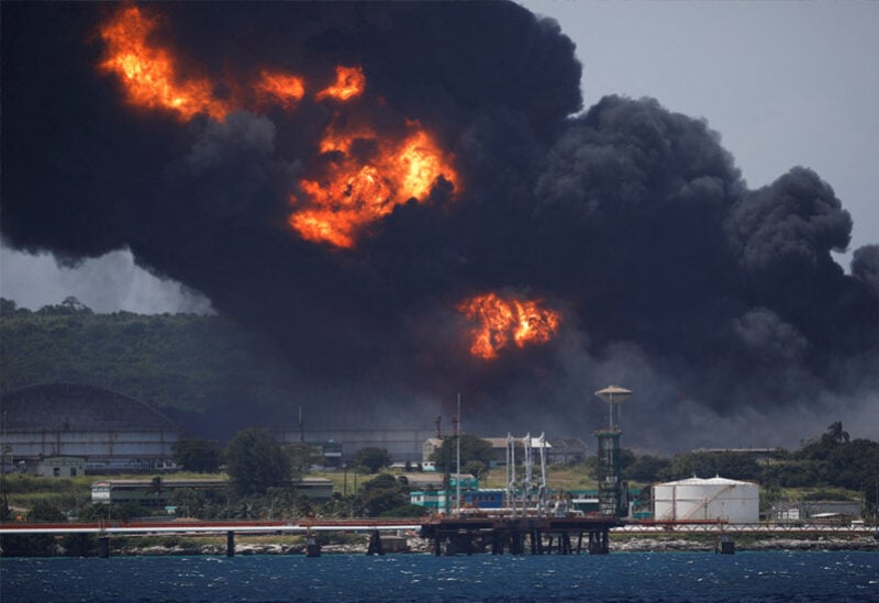 حريق هائل بمنشأة لتخزين النفط في كوبا