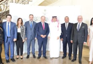 نقيب المحامين في زيارة للسفير السعودي وليد بخاري