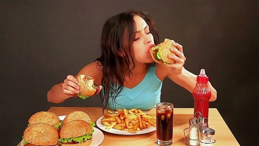الوجبات السرية لها أضرار جسيمة