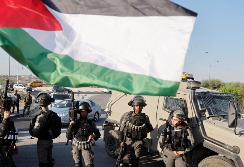 تظاهرات ضد حركة الاستيطان الاسرائيلي في الضفة (رويترز)