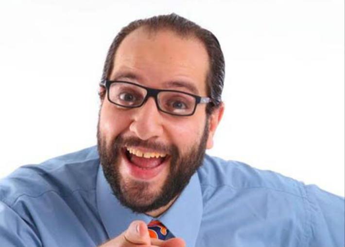 أحمد أمين 