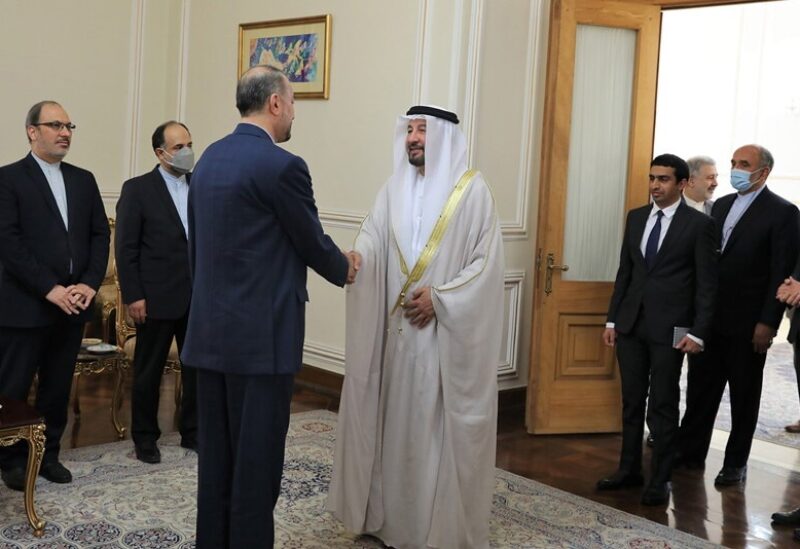 سفير الإمارات يعود إلى طهران