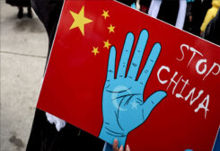 احتجاجات على انتهاكات الصين بحق الأويغور