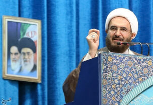 محمد جواد حاج علي أكبري إمام صلاة الجمعة في طهران