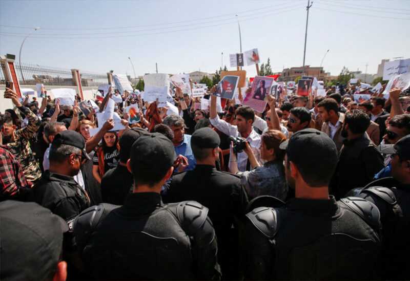 أكراد يتظاهرون في أربيل بالعراق احتجاجا على وفاة مهسا أميني