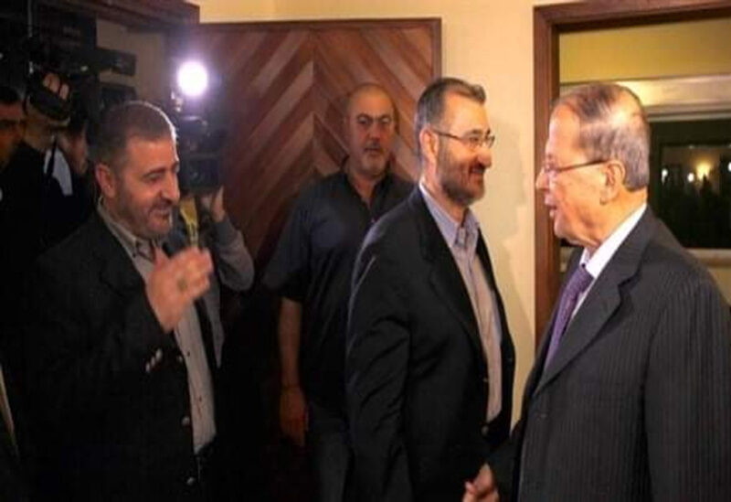 الرئيس ميشال عون ومسؤول الارتباط في حزب الله وفيق صفا
