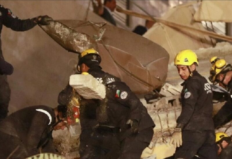 عمليات الانقاذ بعد انهيار المبنى السكني في حي اللويبدة الاردني
