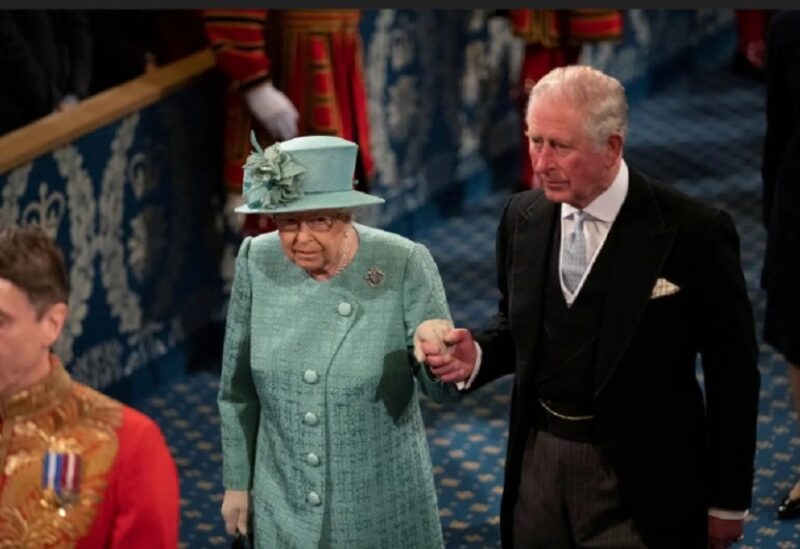 الملك تشارلز الثالث والراحلة الملكة اليزابيث الثانية