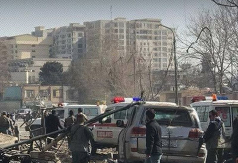 آثار الهجوم على حافلة في هرات بأفغانستان