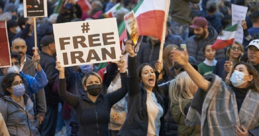 الاحتجاجات الغاضبة تتواصل في إيران