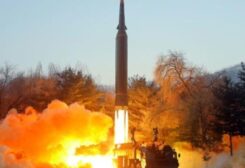 كوريا الشمالية تواصل تجاربها الصاروخية