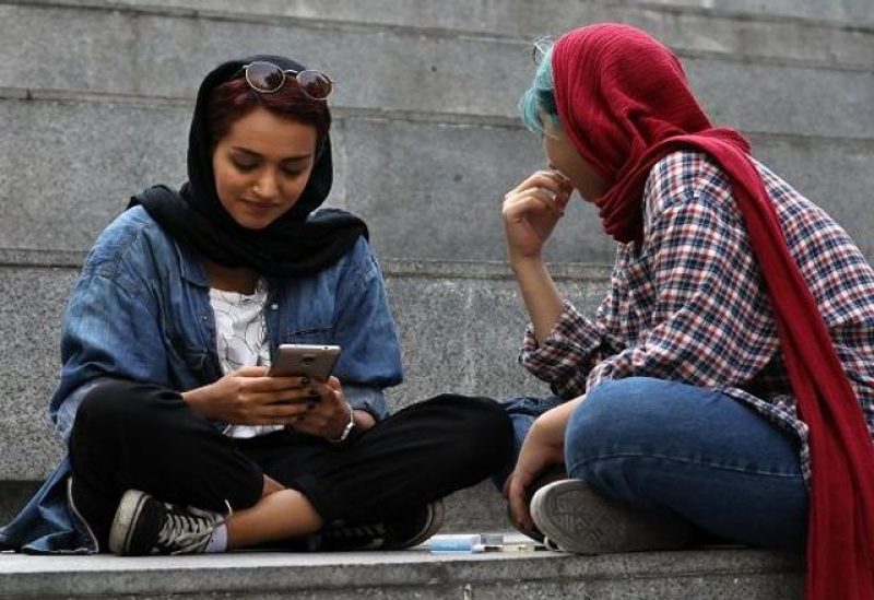 إيران تحكم سيطرتها على الانترنت