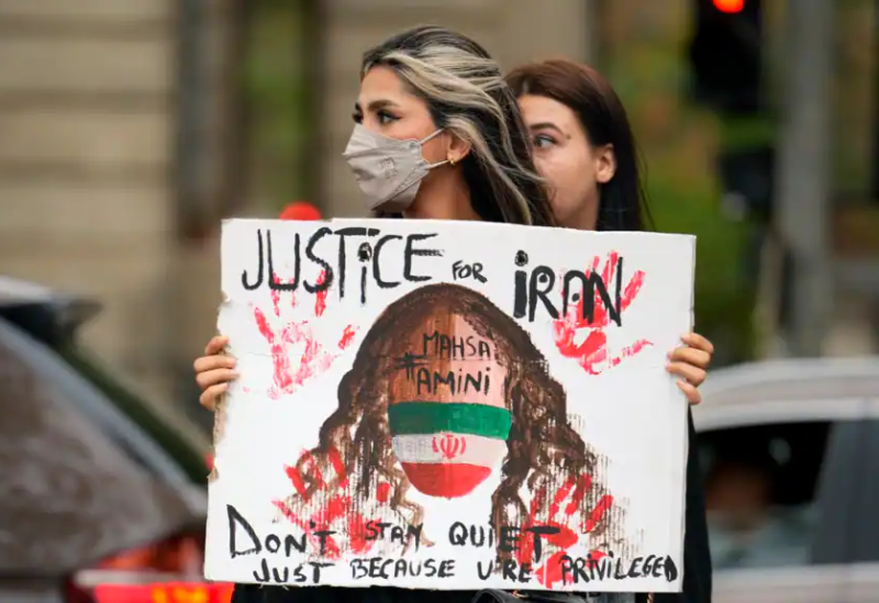 عقوبات على إيران بسبب قمع الاحتجاجات