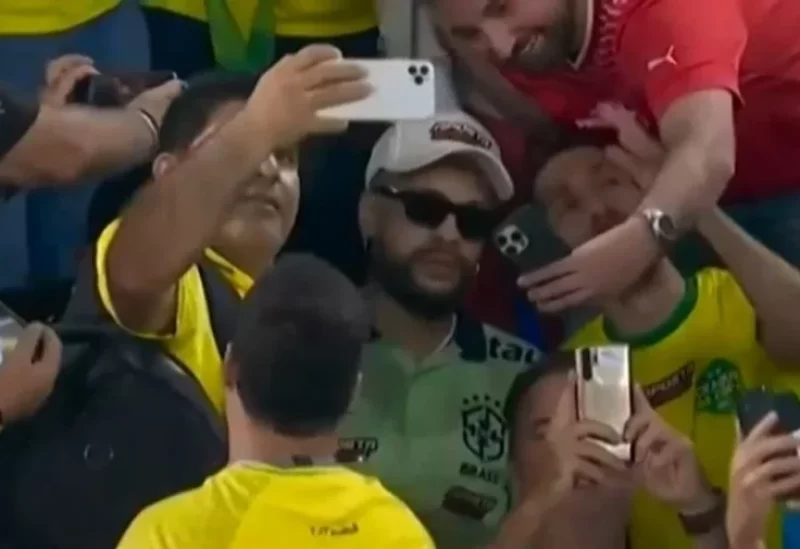 شبيه نيمار في الملعب