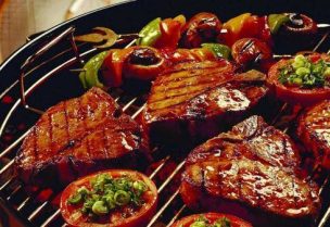 أطعمة مشوية- تعبيرية