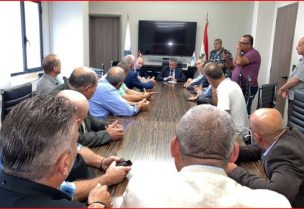 وزير المالية مع وفد متقاعدي قوى الامن