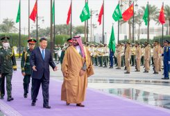 ولي العهد السعودي الأمير محمد بن سلمان خلال استقباله الرئيس الصيني شي جينبينغ