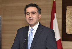 وزير الأشغال علي حمية