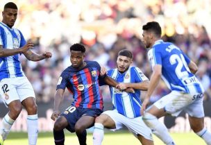 من مباراة برشلونة وإسبانيول