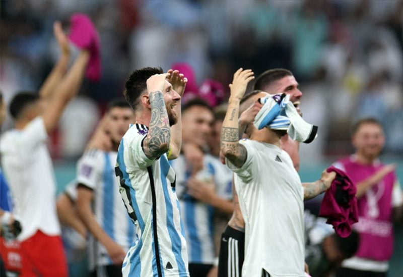 ميسي يقود الأرجنتين إلى دور الثمانية
