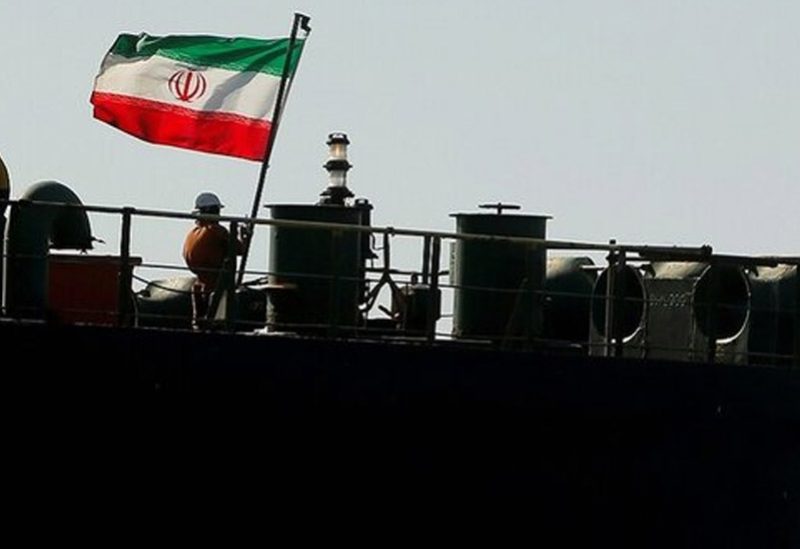 ناقلة نفط ترفع علم إيران