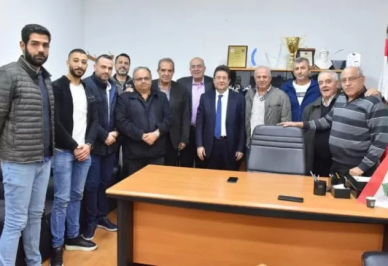 كنعان في اجتماع الهيئة الإدارية لنادي الشبيبة البوشرية