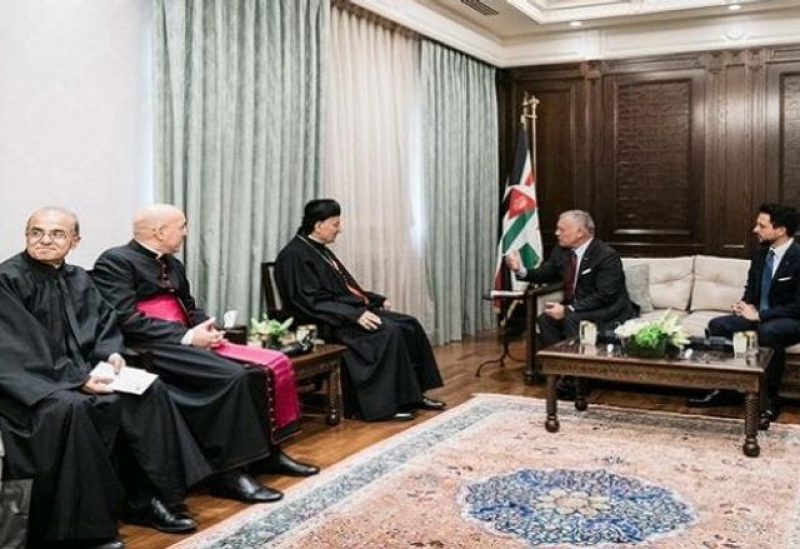 جانب من لقاء العاهل الأردني عبد الله الثاني مع البطريرك الراعي