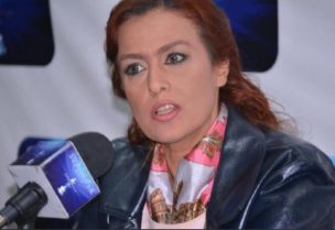 المطربة سيمون