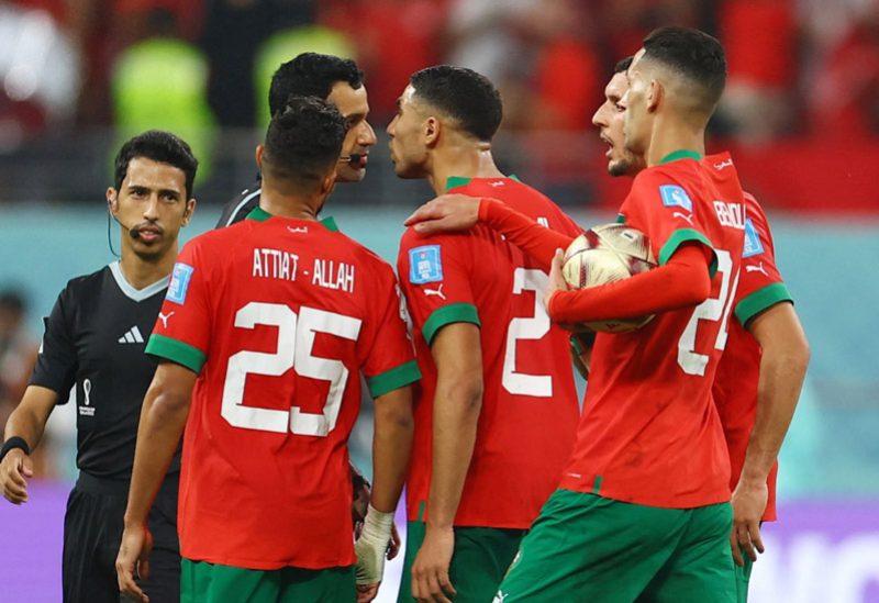 انتقادات من لاعبي المنتخب المغربي بحق الحكم القطري عبد الرحمن الجاسم