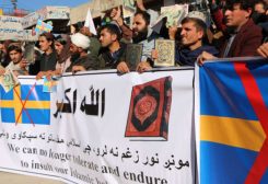 الآلاف في أفغانستان يحتجون على واقعة حرق المصحف في السويد