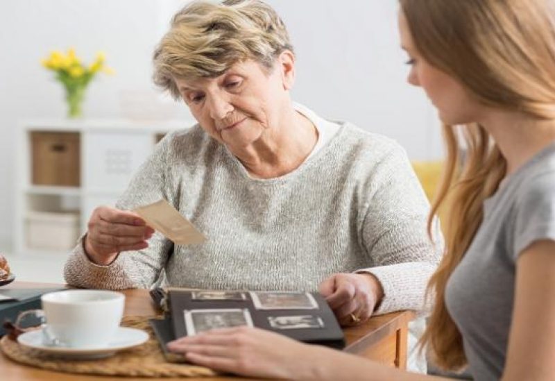 الخرف من الأمراض التي تقلب حياة الإنسان