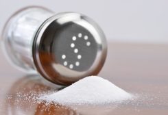 تحذير من خطر الملح