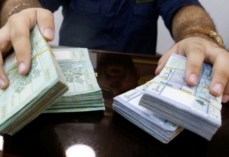 الحرب تهدد رواتب الموظفين في القطاع الخاص