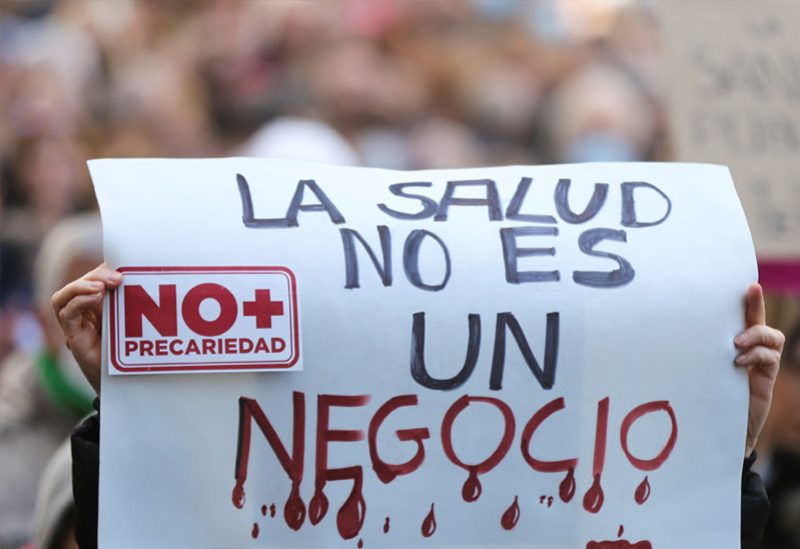 موظفو الصحة الإسبان يتظاهرون للمطالبة بتحسين أوضاعهم