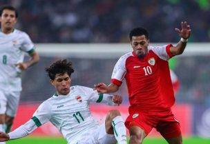 من مباراة العراق وعُمان في افتتاح خليجي 25