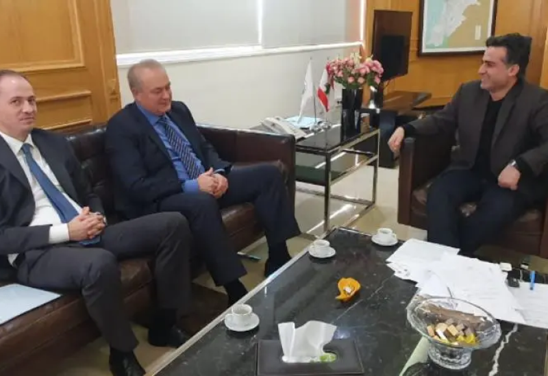 وزير الأشغال علي حمية والسفير الروسي الكسندر روداكوف