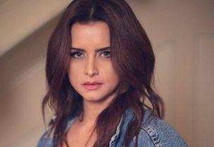 الفنانة نور