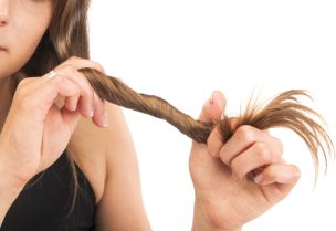 5 أقنعة طبيعية مثاليّة لتغذية الشعر