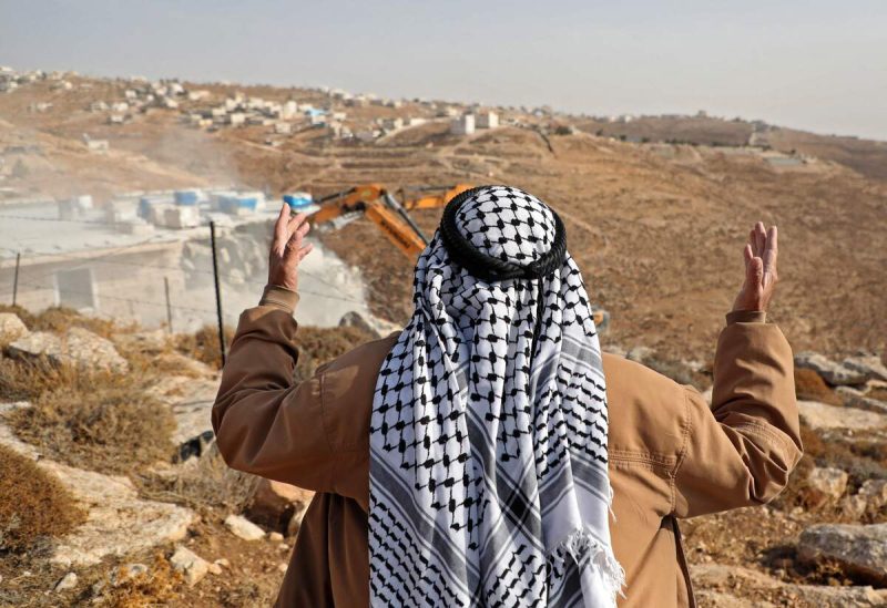 نائبان في الكنيست يطالبان بإزالة تجمع بدوي بالقرب من القدس