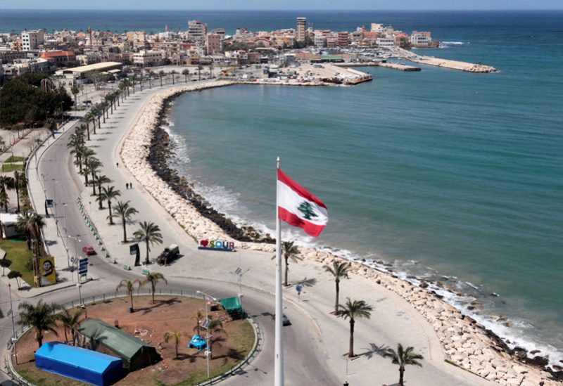 شاطئ مدينة صور