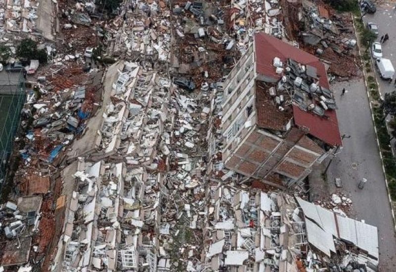 آثار الزلزال المدمر في تركيا