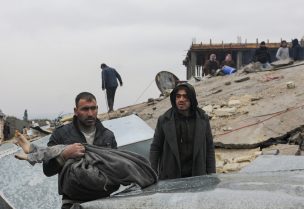مئات القتلى جراء زلزال ضرب تركيا وسوريا
