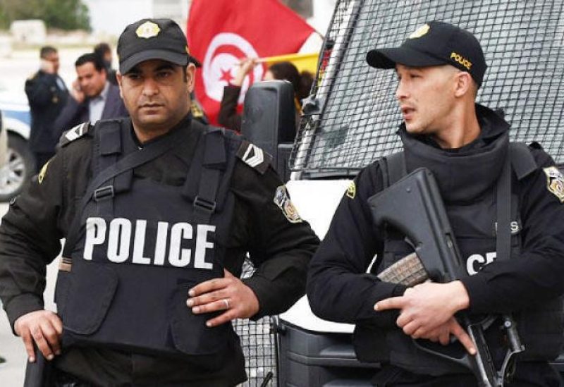 عناصر من الشرطة في تونس- أرشيفية