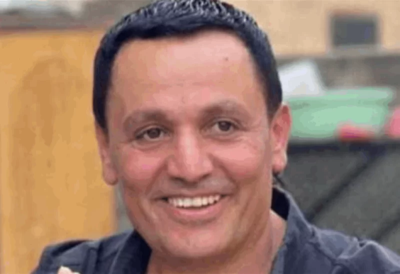 الأستاذ عبد الستار عوض